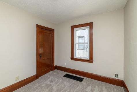 448 8th Avenue S South Saint Paul MN 55075