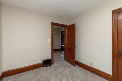 448 8th Avenue S South Saint Paul MN 55075