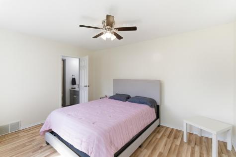916 Armstrong Boulevard N Saint James MN 56081