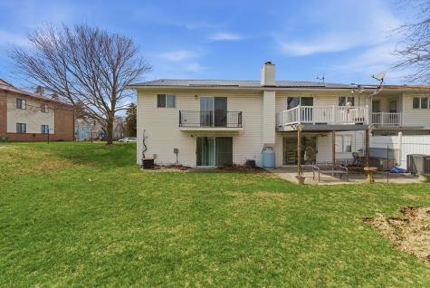 916 Armstrong Boulevard N Saint James MN 56081