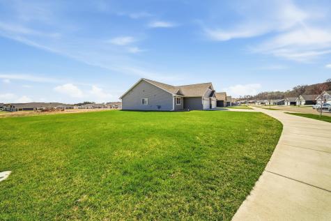 4911 Field Crest Lane Eau Claire WI 54701