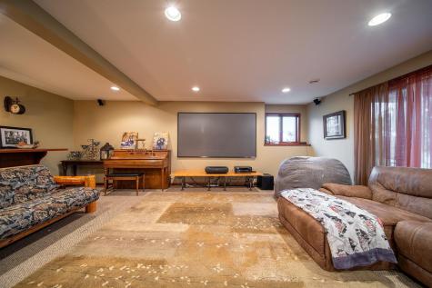 62997 430th Avenue Mazeppa MN 55956