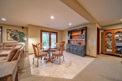 62997 430th Avenue Mazeppa MN 55956
