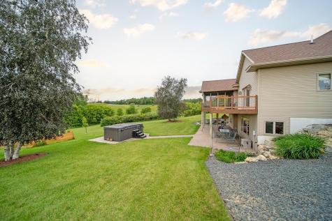 62997 430th Avenue Mazeppa MN 55956