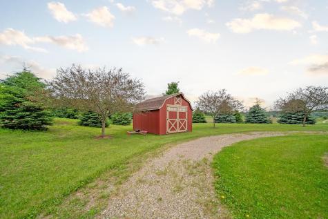 62997 430th Avenue Mazeppa MN 55956