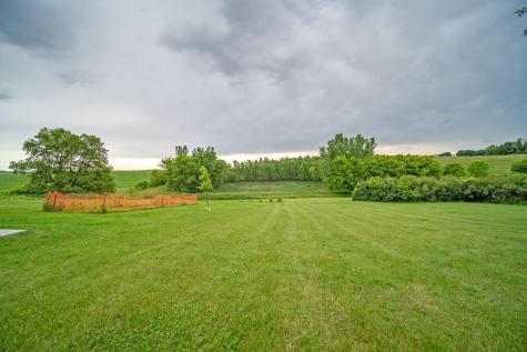 62997 430th Avenue Mazeppa MN 55956