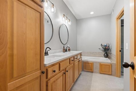 16794 Iredale Path Lakeville MN 55044