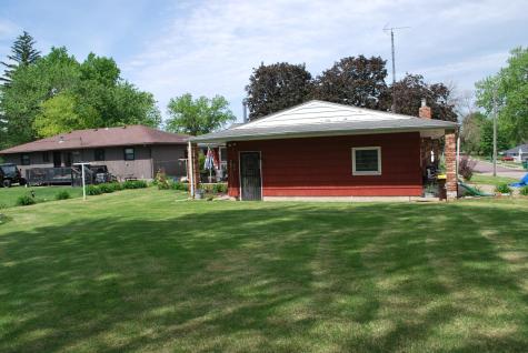 1524 N Park Street Fairmont MN 56031
