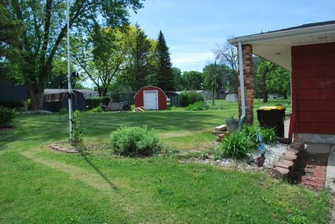 1524 N Park Street Fairmont MN 56031