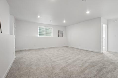 2521 38th Avenue S Moorhead MN 56560