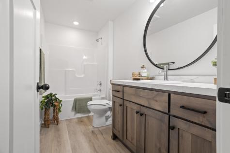 2521 38th Avenue S Moorhead MN 56560