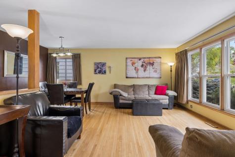 1939 Munster Avenue Saint Paul MN 55116