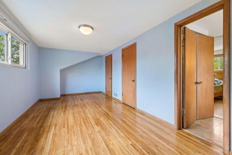 1939 Munster Avenue Saint Paul MN 55116