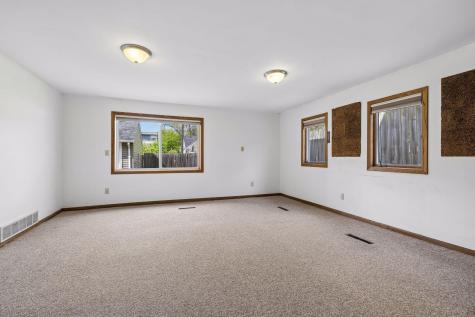 1939 Munster Avenue Saint Paul MN 55116