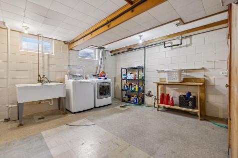 1939 Munster Avenue Saint Paul MN 55116