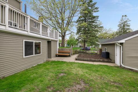 1939 Munster Avenue Saint Paul MN 55116