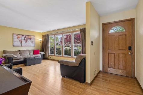 1939 Munster Avenue Saint Paul MN 55116