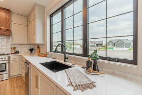 8820 Northern Lights Avenue Horace ND 58047