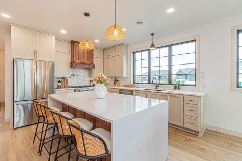 8820 Northern Lights Avenue Horace ND 58047