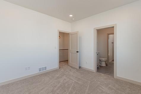 8820 Northern Lights Avenue Horace ND 58047