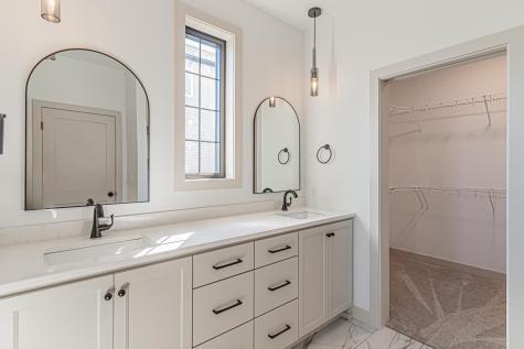 8820 Northern Lights Avenue Horace ND 58047