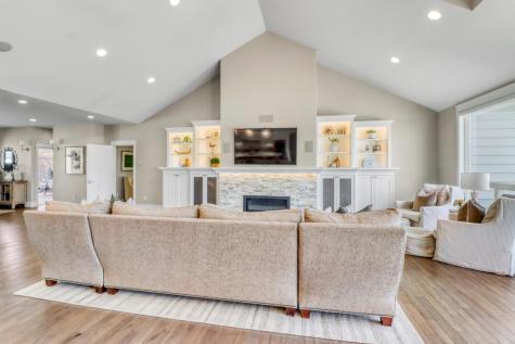 4232 54th Avenue S Fargo ND 58104