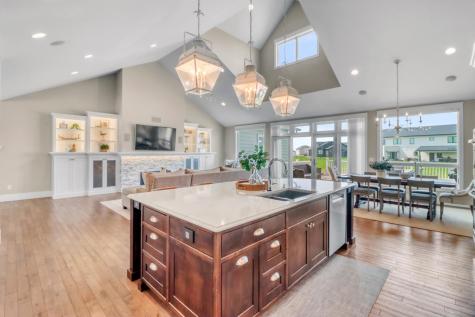 4232 54th Avenue S Fargo ND 58104