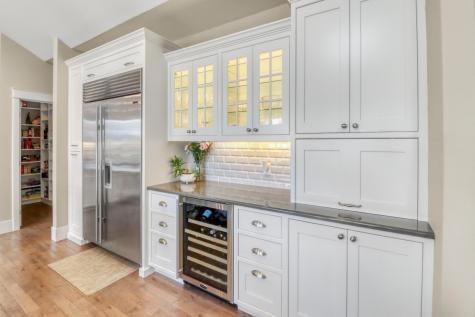 4232 54th Avenue S Fargo ND 58104
