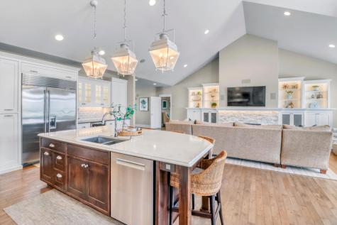 4232 54th Avenue S Fargo ND 58104