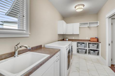 4232 54th Avenue S Fargo ND 58104