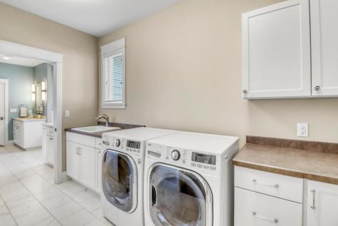 4232 54th Avenue S Fargo ND 58104