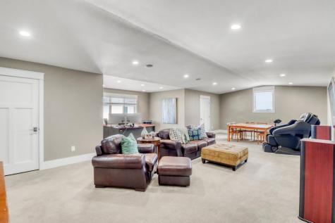 4232 54th Avenue S Fargo ND 58104