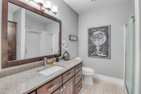 4232 54th Avenue S Fargo ND 58104