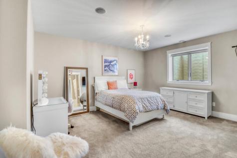 4232 54th Avenue S Fargo ND 58104