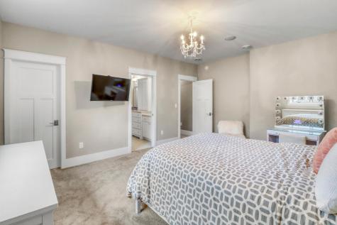 4232 54th Avenue S Fargo ND 58104