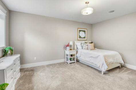 4232 54th Avenue S Fargo ND 58104