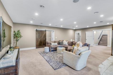 4232 54th Avenue S Fargo ND 58104