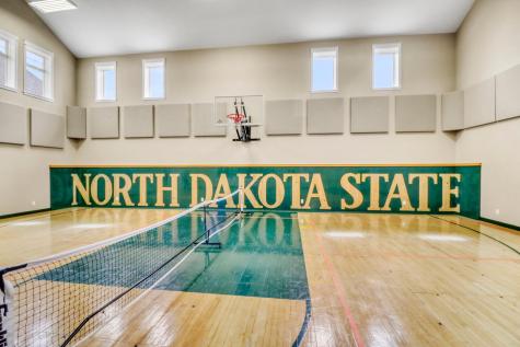 4232 54th Avenue S Fargo ND 58104