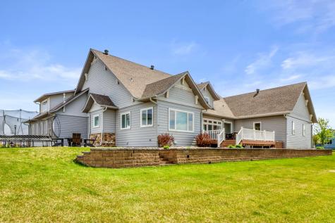 4232 54th Avenue S Fargo ND 58104