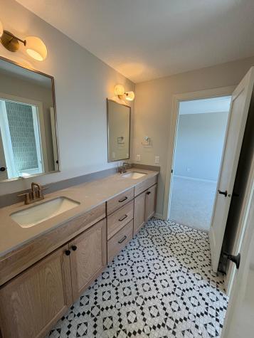 7176 61st S Cottage Grove MN 55016