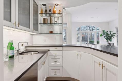 1620 Kenwood Parkway Minneapolis MN 55405