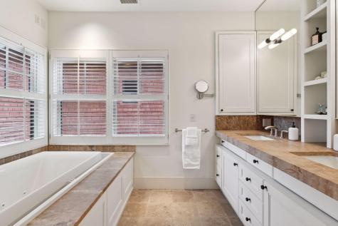 1620 Kenwood Parkway Minneapolis MN 55405