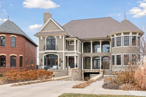 1620 Kenwood Parkway Minneapolis MN 55405