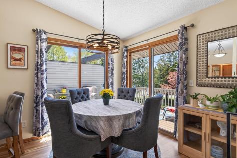 9625 Hampshire Lane Eden Prairie MN 55347