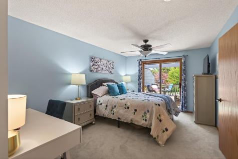 9625 Hampshire Lane Eden Prairie MN 55347