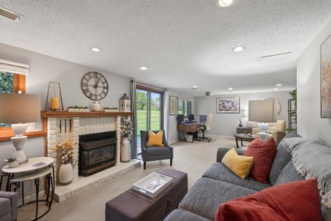 9625 Hampshire Lane Eden Prairie MN 55347