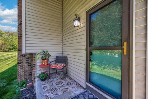 9625 Hampshire Lane Eden Prairie MN 55347