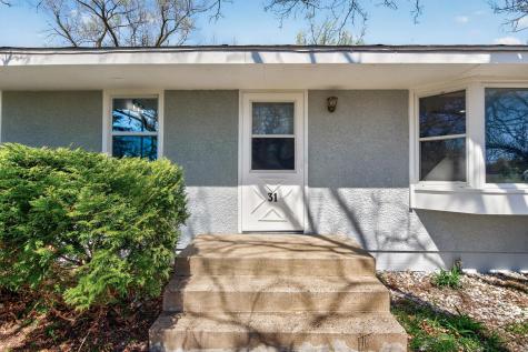 31 Demont Avenue E Little Canada MN 55117