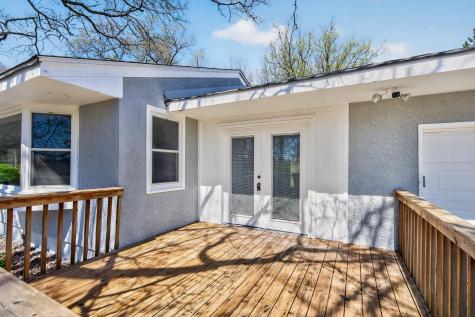 31 Demont Avenue E Little Canada MN 55117