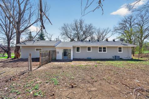 31 Demont Avenue E Little Canada MN 55117
